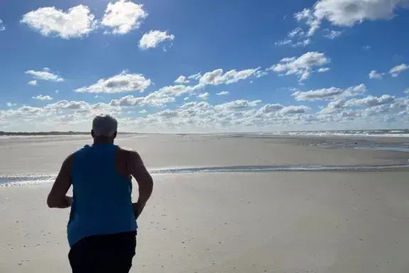 Hardlopen Terschelling strand 1698159095